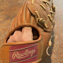 Ricky Henderson Baseball Glove