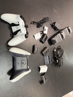 Xbox One X Controllers