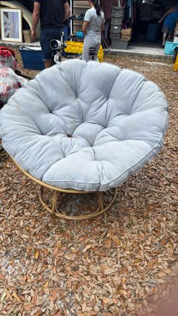 Comfortable Round Chair