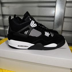 Air Jordan 4 Retro White Thunder