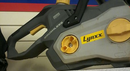 Lynxx Cordless Chainsaw