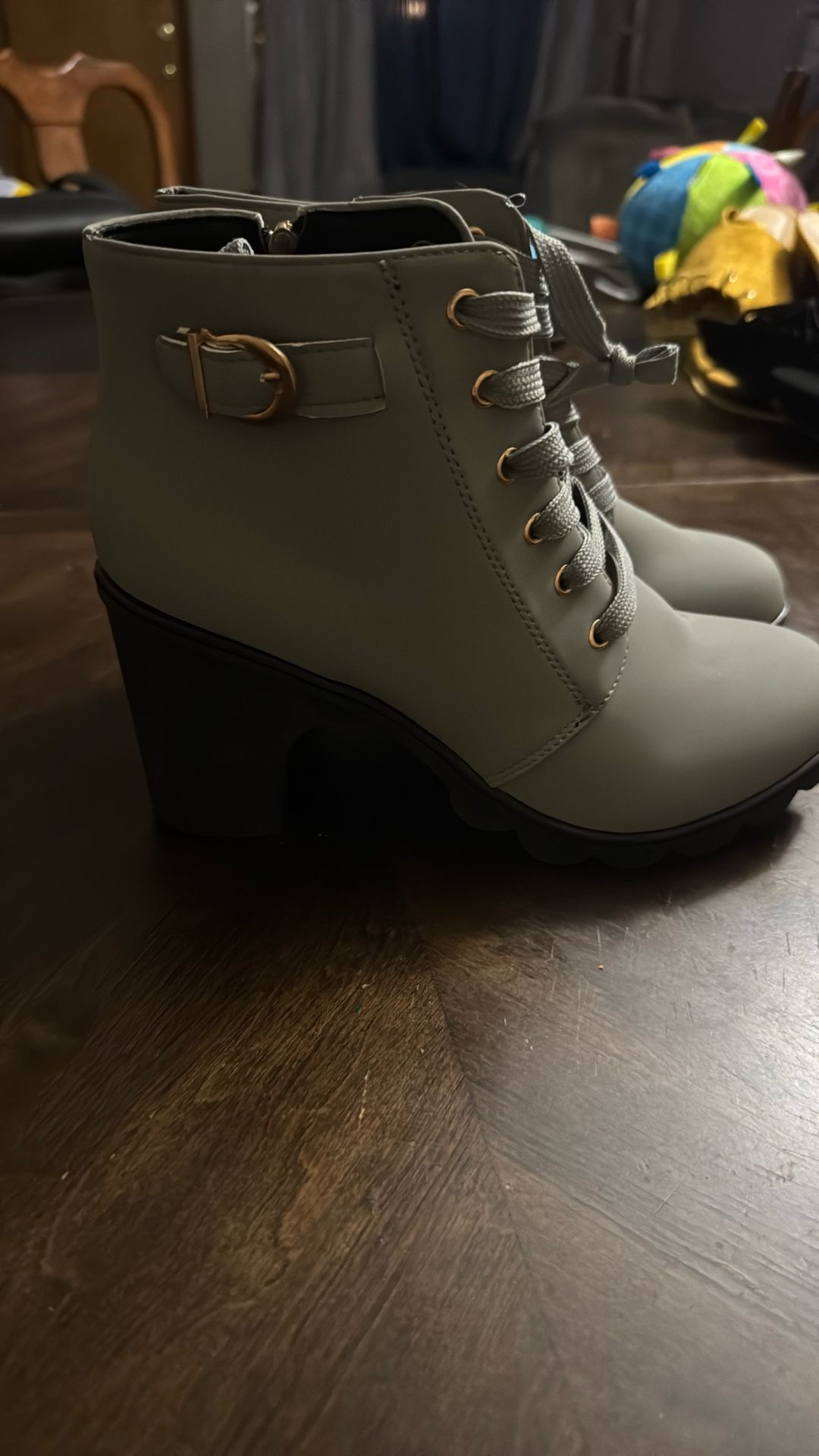Women’s Fashion Boots