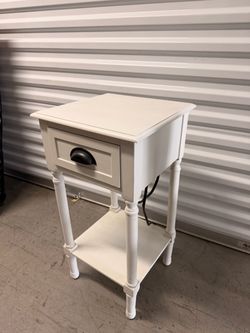 White Nightstand with Drawer and Shelf