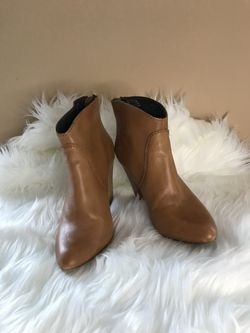 Steve Madden Size 6 Tan Leather Bootie