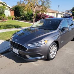 2018 Ford Fusion-Energi