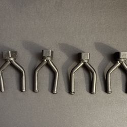 4 guitar / bass/ ukulele hooks