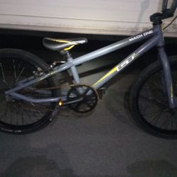 GT Mach One Expert Beginner BMX Bike