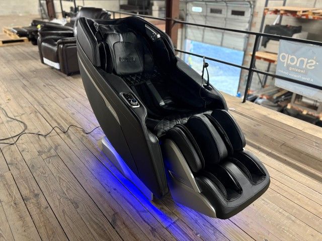 Kyota Kiyomi M698 4D Massage Chair