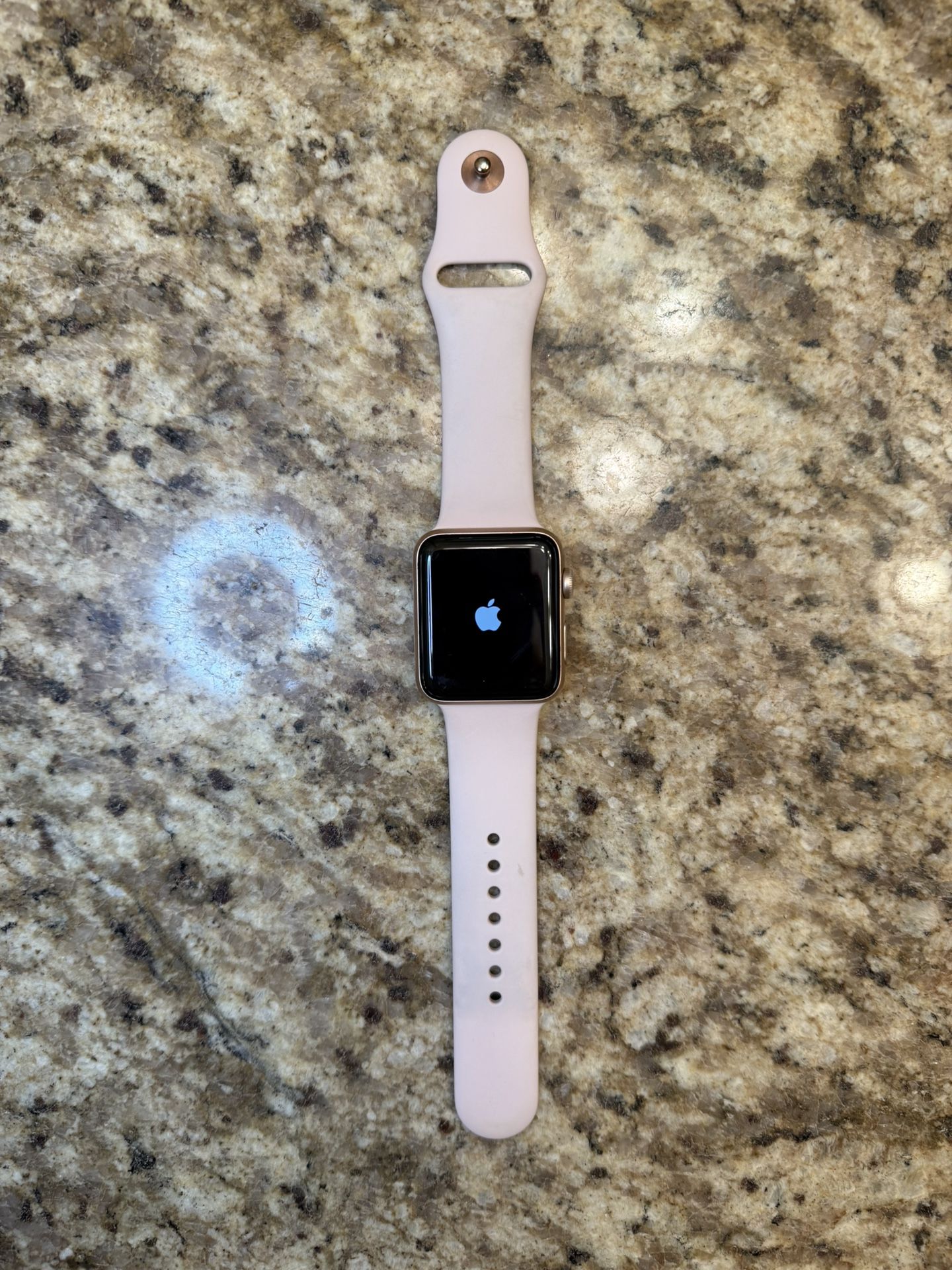 Apple Watch Series 3 42mm Rose Gold w GPS Wearables