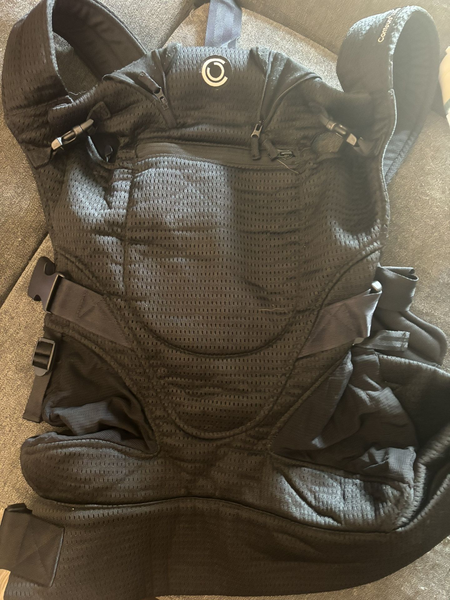 Contour Black Baby Carrier 