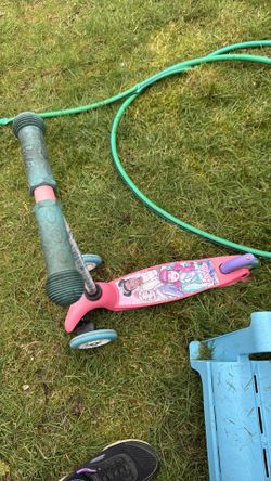 Barbie scooter