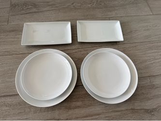 Crate and barrel plates