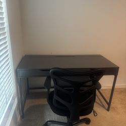 Desk And Chair 