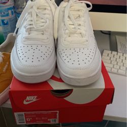 Women’s Nike court vision lol