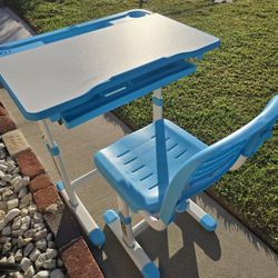 Kids Adjustable Desk