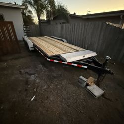 7x23 FT Trailer