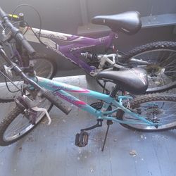 Two bikes for sale For $80