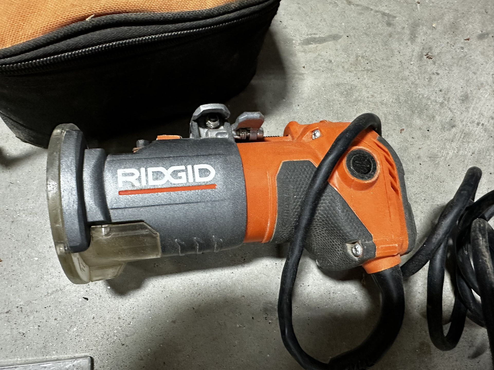 Rigid Trim Router
