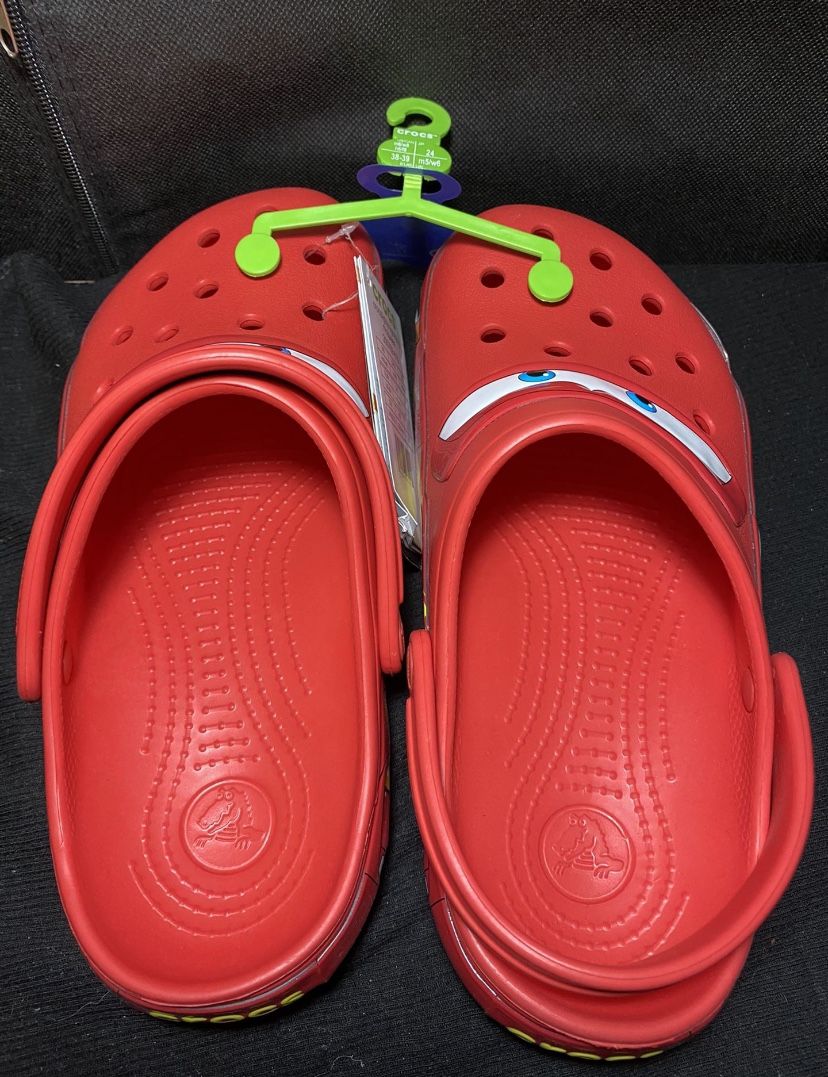 Retail Reference Lightning McQueen Crocs!! ⚡️🏎 : r