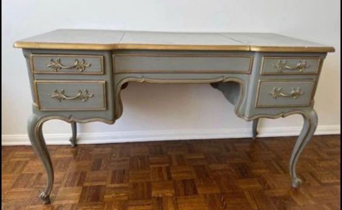 Antique vanity desk