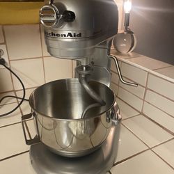 Dough Mixer 5.5 Quart 