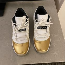 Jordan 11 Retro Low “Closing Ceremony “