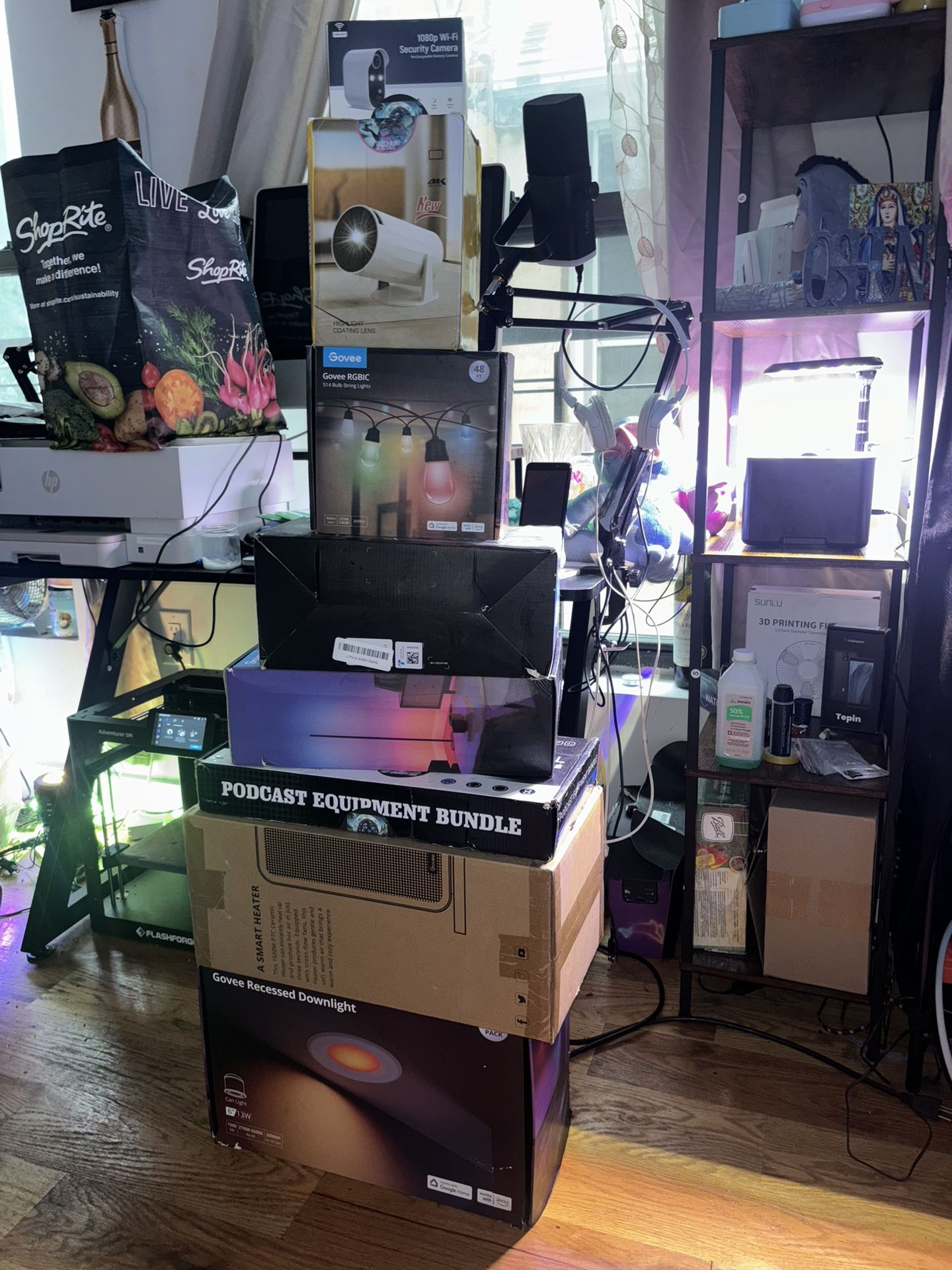 TECH & HOME BUNDLE (Govee, Microphone, Space heater, Projector, Security camera)