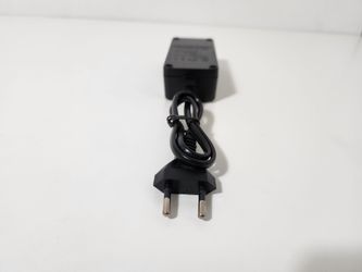 AC 110V 220V Dual Charger for 18650 3.7V Rechargeable Li-Ion Battery EU