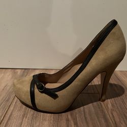 Tan Suede Heels With Black Trim, Small Buckle, Size 7.5