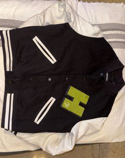 THE HUNDREDS Men's Thump Quilted Varsity Jacket Black Embroidered Cotton Size M/Used