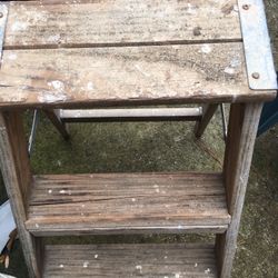 Wood Ladder 