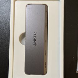 Anker USB-C Hub 6 In 1 For iPad 
