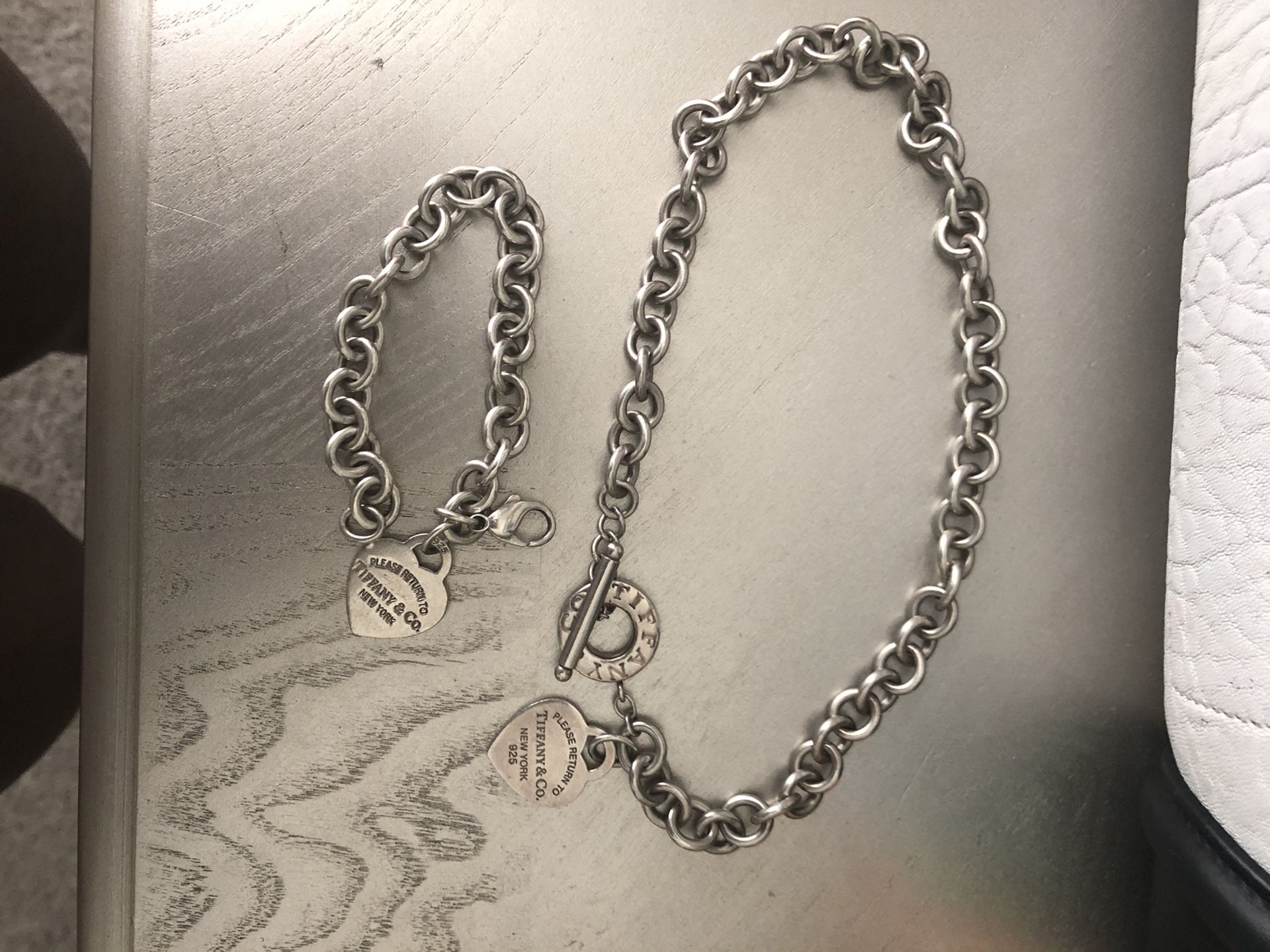 Tiffany’s authentic choker & bracelet set .