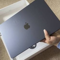 2025 Macbook Air 15" M4 