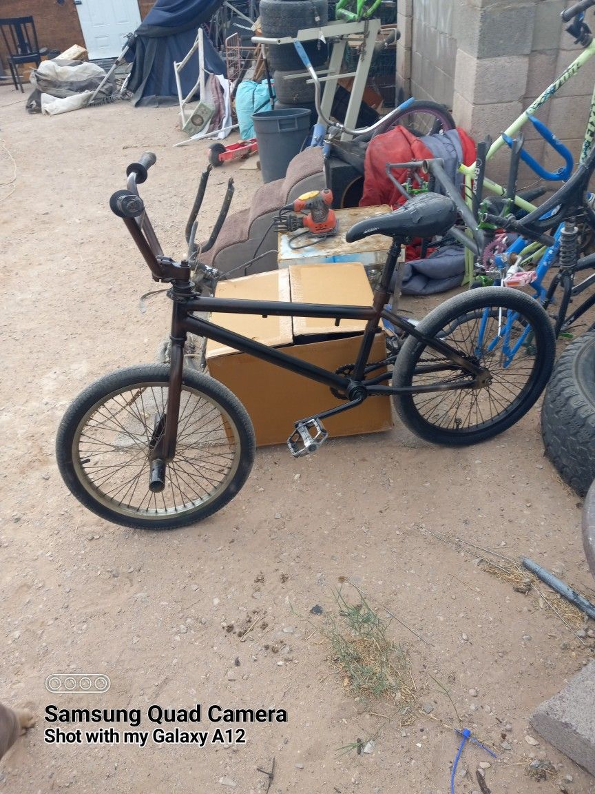 Huffy BmX With Custom Paint Job And Kegs