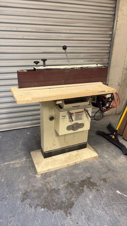 Woodstock international  Shop fox W1688 edge sander