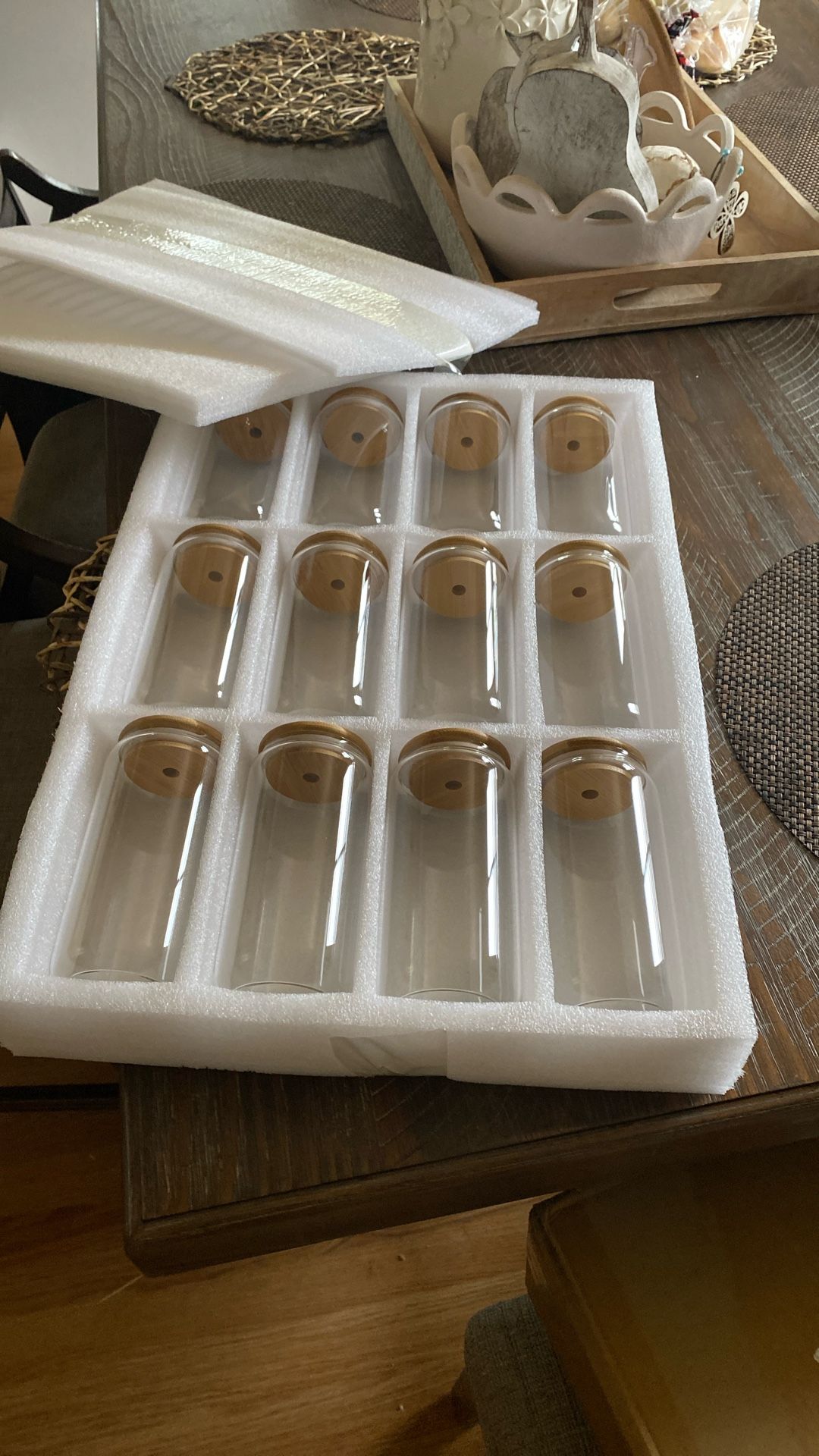 NEW 12 PCS SET . Glass Straw Cup With Bamboo Lid !!! Juego Nuevo De 12 Piezas , Vasos Y Popote De Vidrio Con Tapadera De Bamboo