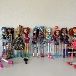 Monster high dolls