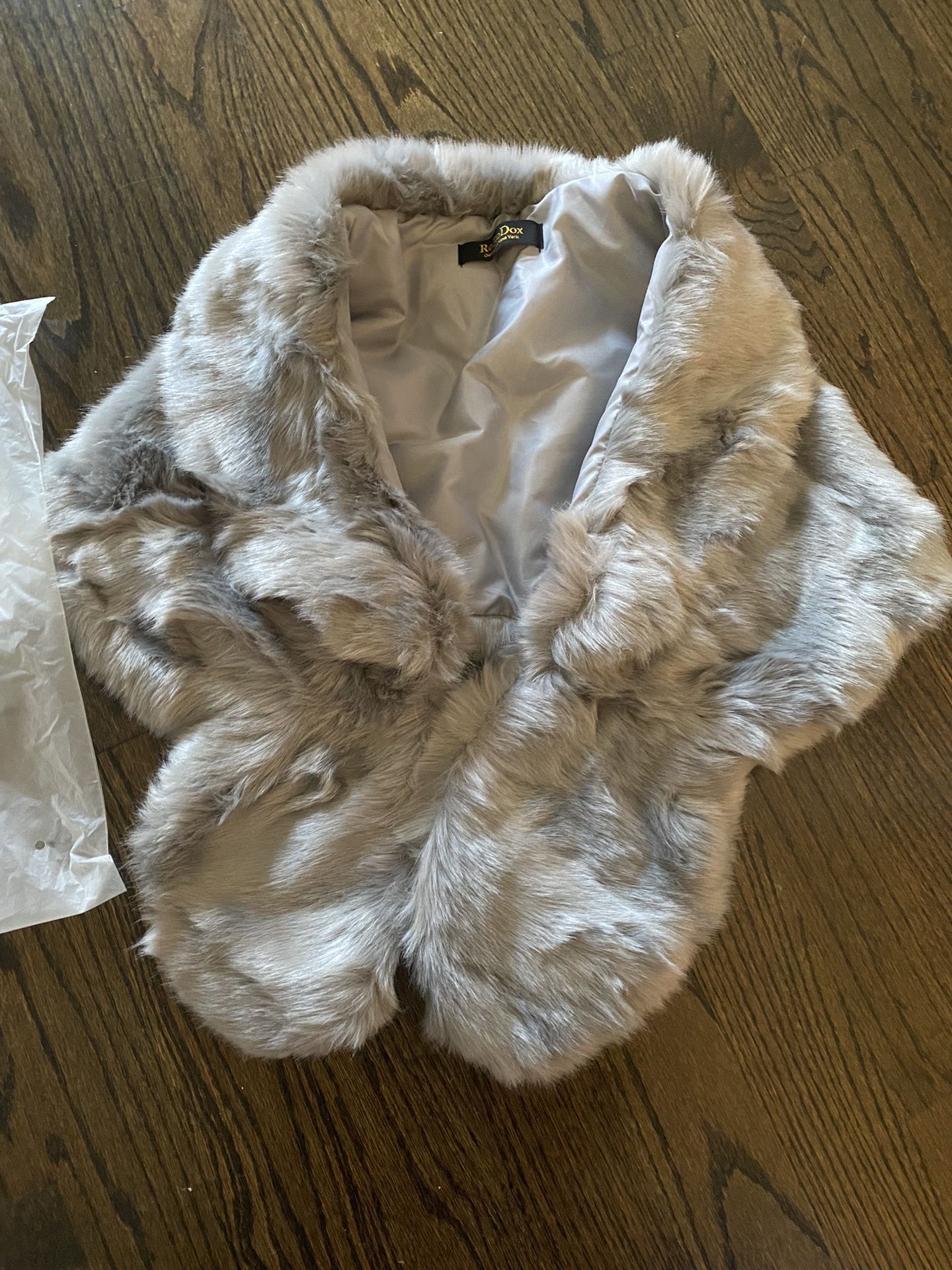 Faux Fur Shawl (medium)
