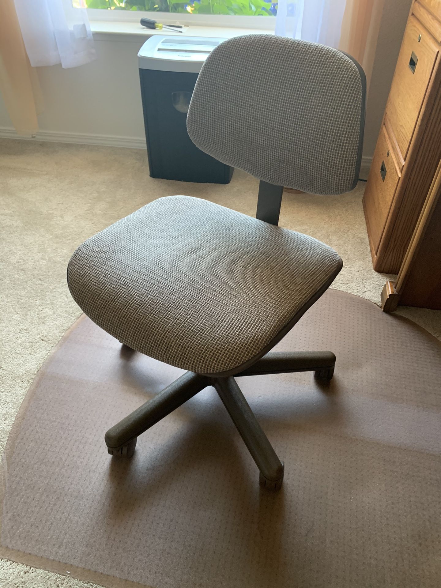 Great Adjustable Office Chair