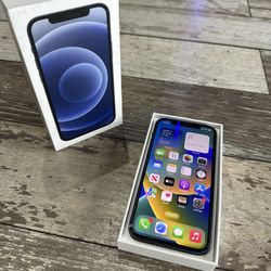 iPhone 12 128GB Unlocked W/ Box , New Tempered Glass Screen Protector And Charger!
