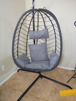 Beautiful egg chair swing