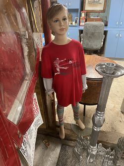 Mannequin Child 
