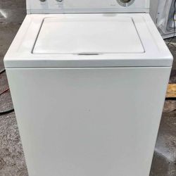 Very Clean! Estate By Whirlpool Heavy Duty Super Capacitors Washing Machine!