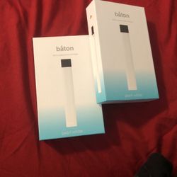 (Baton V2 Brand new White (comes w juice and pods)