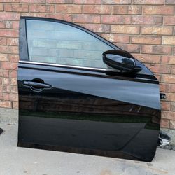2019-2025 Nissan Altima Front Right Door