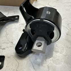 Transmission Mount