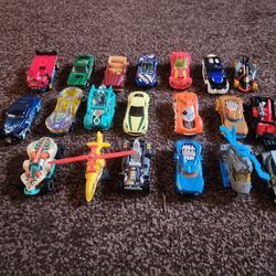 Hot Wheel Lot.  20 Pcs. 