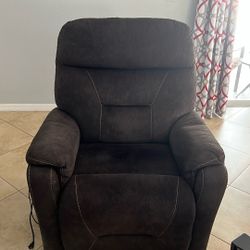 Sit to Stand Recliner. Heat And Massage