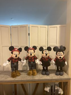 Disney Mickey And Minnie Christmas Greeters